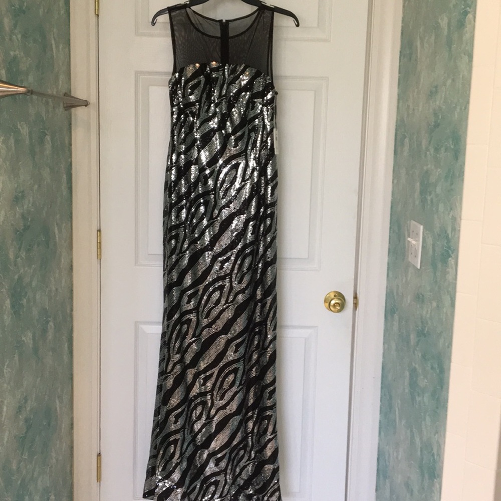Calvin Klein Evening Gown - Picture 3 of 6